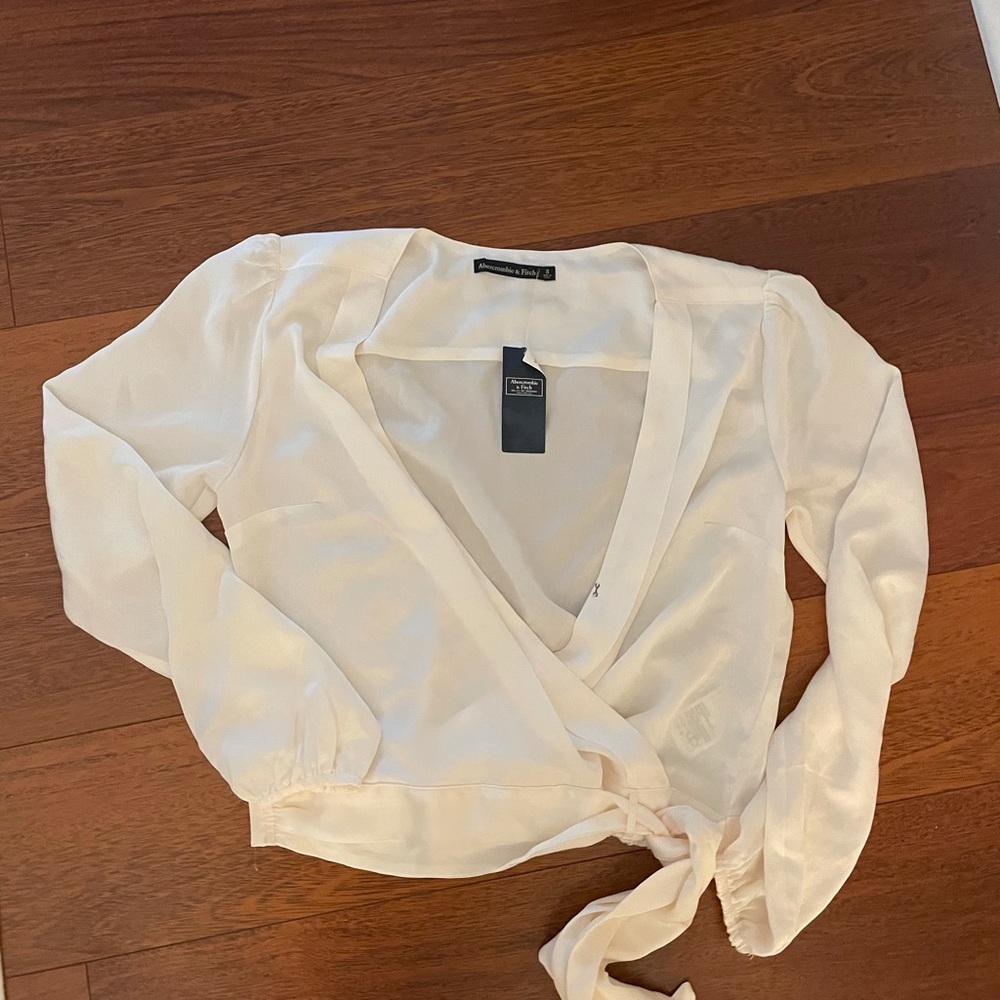 Abercrombie wrap tie waist top NWT S